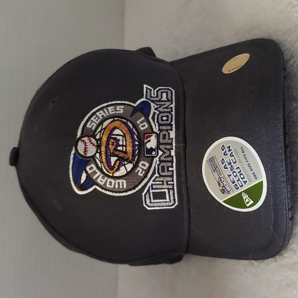 New Era | NWT Men's Vintage 2001 World Series Cap for Arizona Diamondbacks